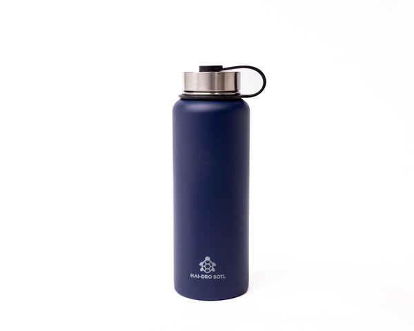 40 oz. Water Bottle Manna Color: Navy/Stainless