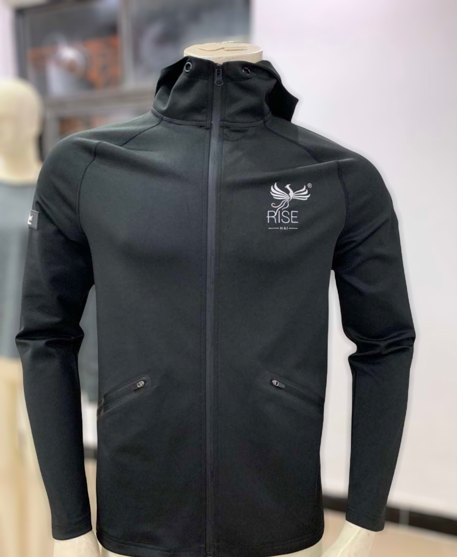 MEN'S RISE-HAI SIGNATURE PERFORMANCE HOODIE(BLACK)